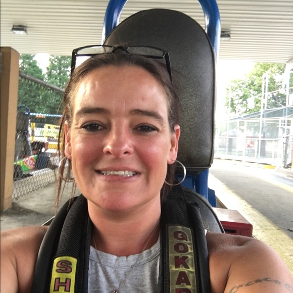 Meet your Posher, Samantha - Picture 1 of 1